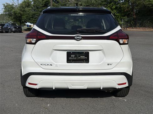 Used 2023 Nissan Kicks SV FWD image 25