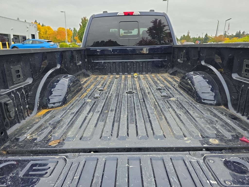 Used 2025 Ford F350 Lariat w/ Lariat Ultimate Package AWD/4WD image 32