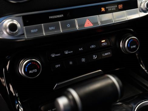 Used 2023 Kia Stinger GT-Line image 34