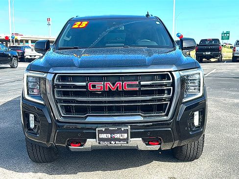 Used 2023 GMC Yukon AT4 w/ Max Trailering Package image 11