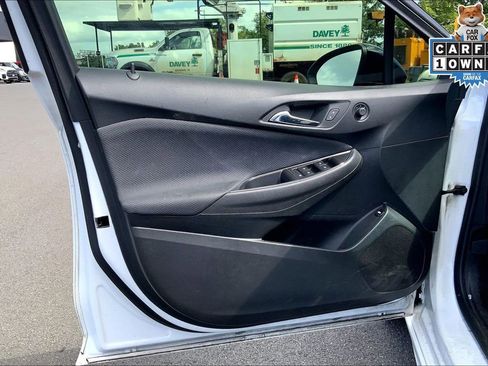 Used 2018 Chevrolet Cruze LT w/ Redline Edition image 21