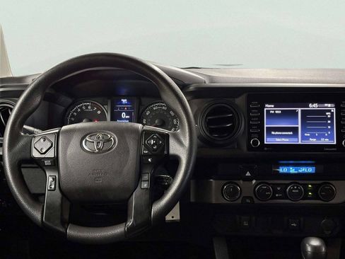 Used 2022 Toyota Tacoma SR AWD/4WD image 19