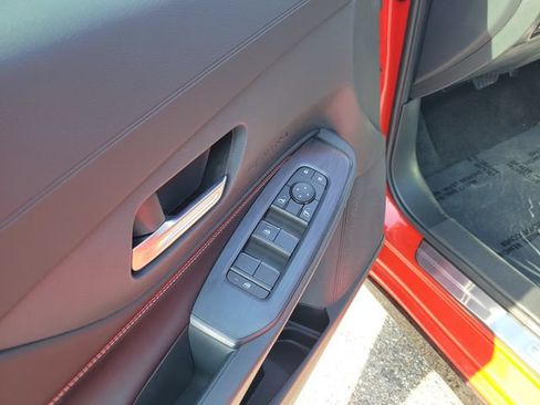 New 2026 Nissan Sentra SR w/ Floor Mat Package FWD image 14