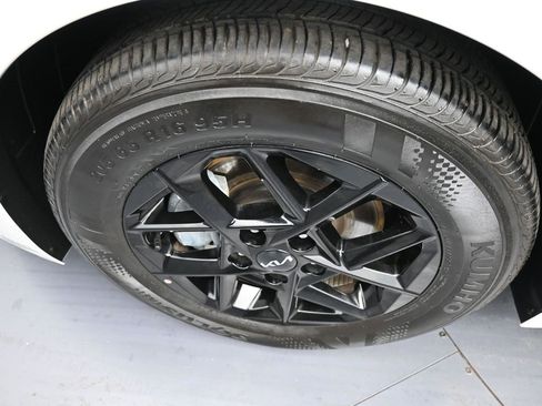 Certified 2025 Kia K5 LXS image 14