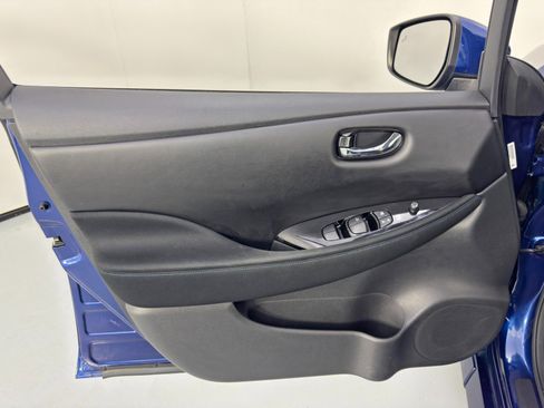 Used 2021 Nissan Leaf SV image 35