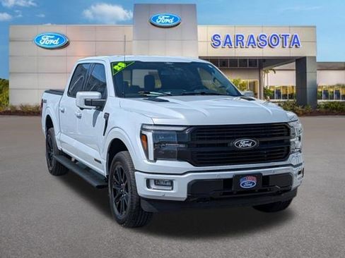 Used 2025 Ford F150 Platinum AWD/4WD image 1