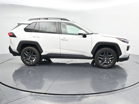 Used 2024 Toyota RAV4 Adventure AWD/4WD image 9