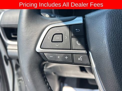 Used 2025 Toyota Grand Highlander AWD image 7