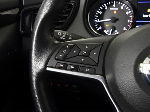 Certified 2022 Nissan Rogue Sport SV w/ Technology Package image 19