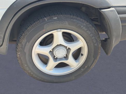 Used 2004 Suzuki Vitara 2WD image 5