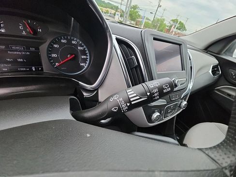 Certified 2024 Chevrolet Equinox LS FWD image 14