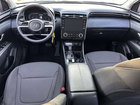 Used 2022 Hyundai Tucson SE image 19