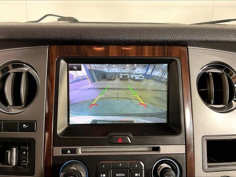 Used 2015 Ford Expedition EL Platinum image 23