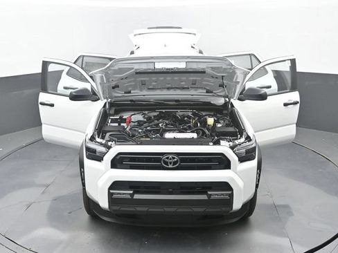 New 2026 Toyota 4Runner SR5 RWD image 32