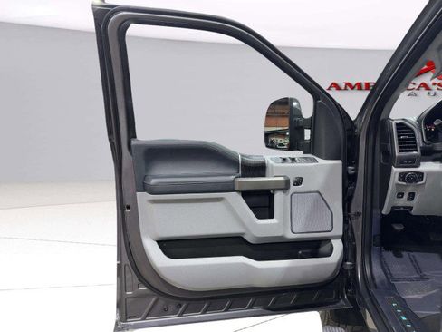 Used 2022 Ford F250 Limited w/ FX4 Off-Road Package image 18