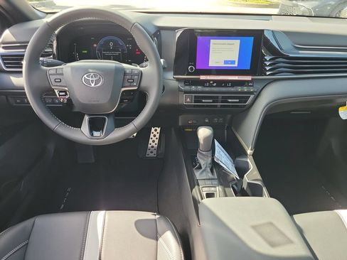 New 2026 Toyota Camry SE w/ Convenience Package FWD image 27