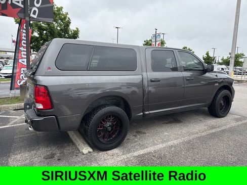 Used 2015 RAM 1500 Express image 4
