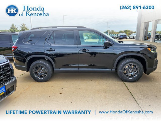 New 2026 Honda Pilot TrailSport image 4