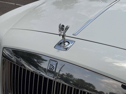 Used 2012 Rolls-Royce Ghost RWD image 11