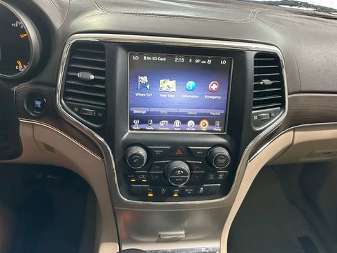Used 2016 Jeep Grand Cherokee Overland image 36