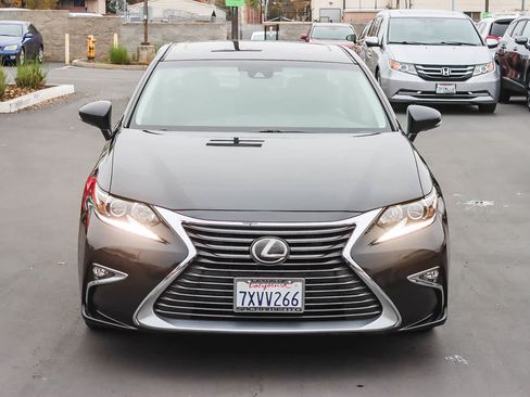 Used 2017 Lexus ES 350 image 6