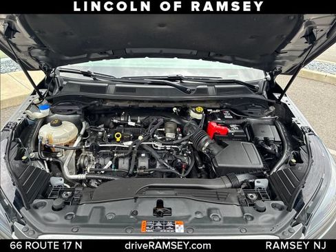 Used 2022 Lincoln Corsair AWD w/ Premium Package image 29