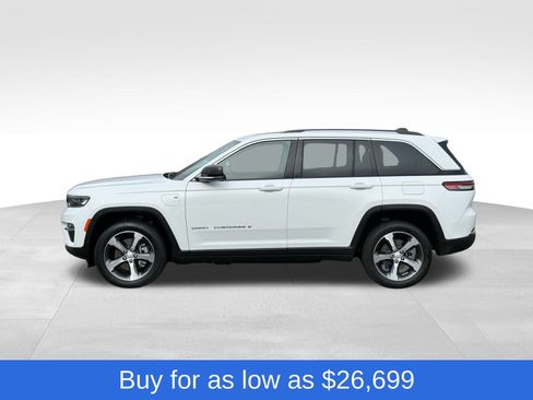 Used 2023 Jeep Grand Cherokee 4WD 4xe image 8