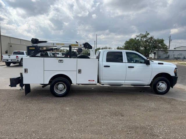 Used 2024 RAM 3500 Tradesman AWD/4WD image 15