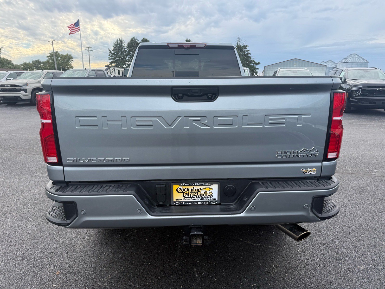 Used 2026 Chevrolet Silverado 3500 High Country w/ High Country Premium Package AWD/4WD image 5