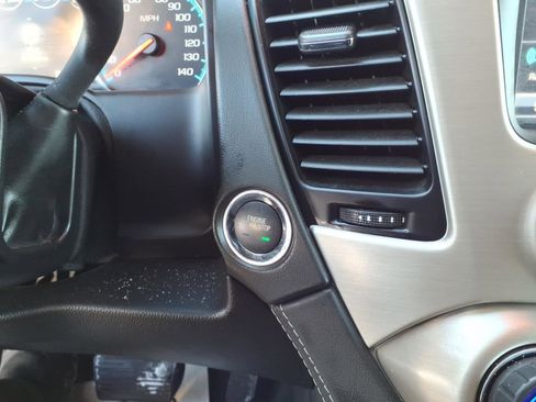 Used 2020 GMC Yukon Denali image 26