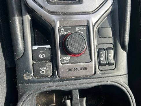 Used 2022 Subaru Forester Premium AWD/4WD image 27