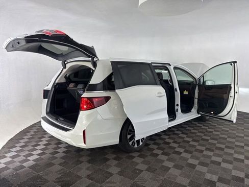 Used 2026 Honda Odyssey Elite image 21
