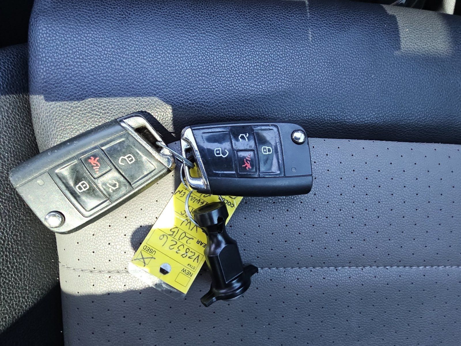 Used 2015 Volkswagen Golf SEL FWD image 35