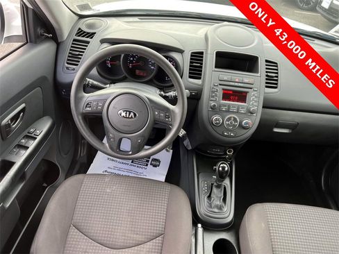 Used 2013 Kia Soul image 12