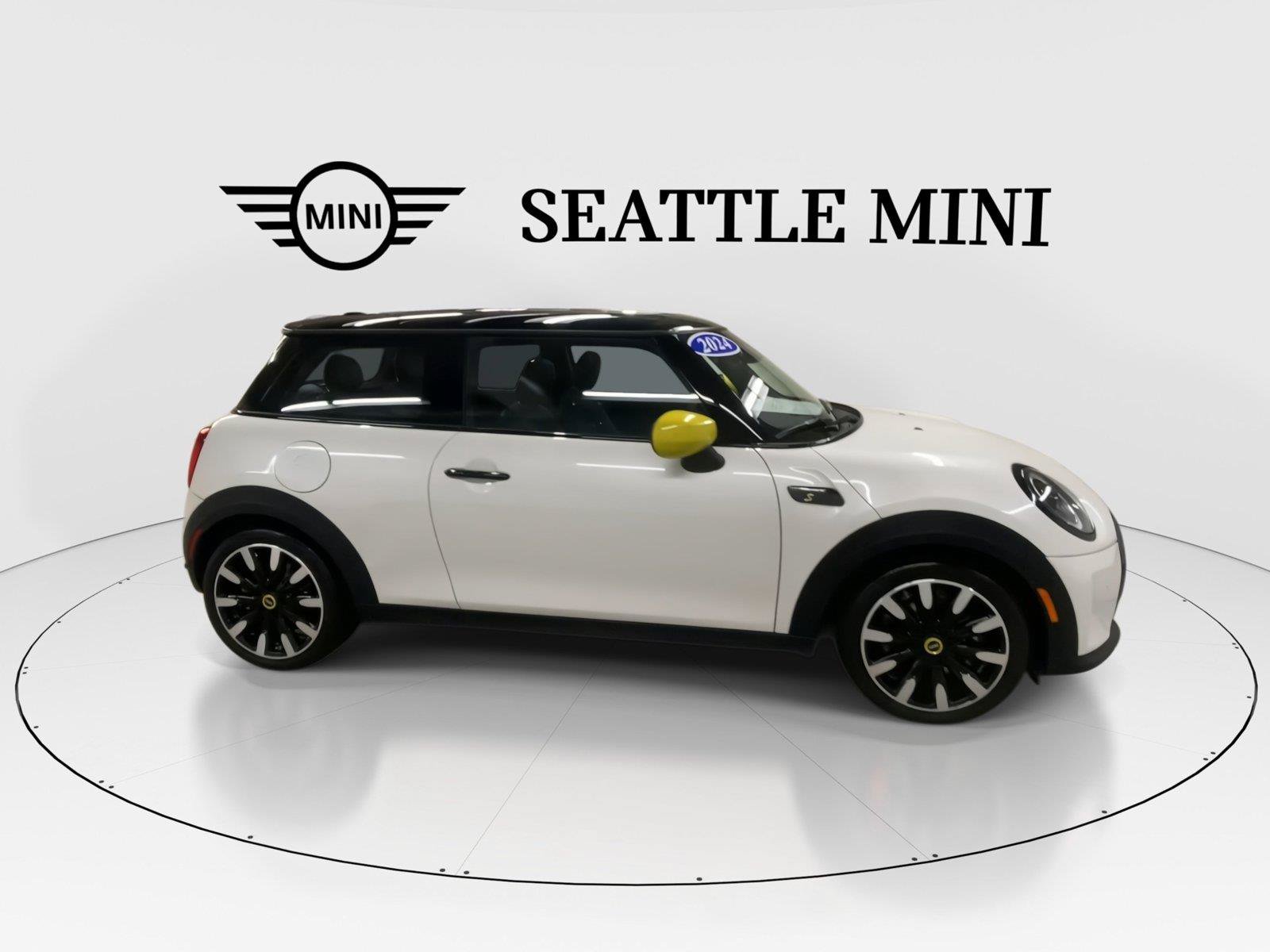 Used 2024 MINI Cooper SE FWD image 13