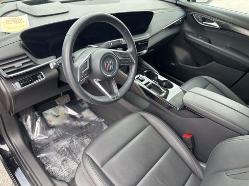Used 2025 Buick Envision Preferred image 35