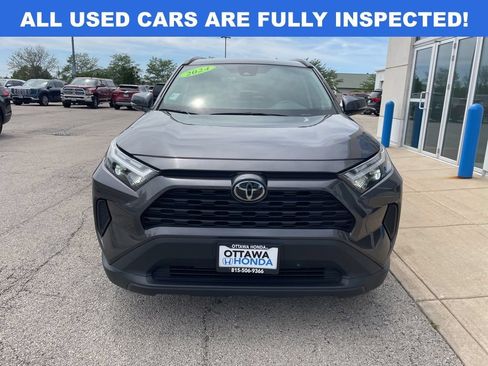 Used 2024 Toyota RAV4 XLE AWD/4WD image 3