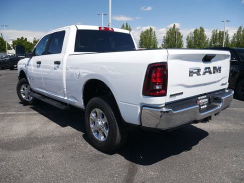 Used 2025 RAM 2500 Big Horn AWD/4WD image 18