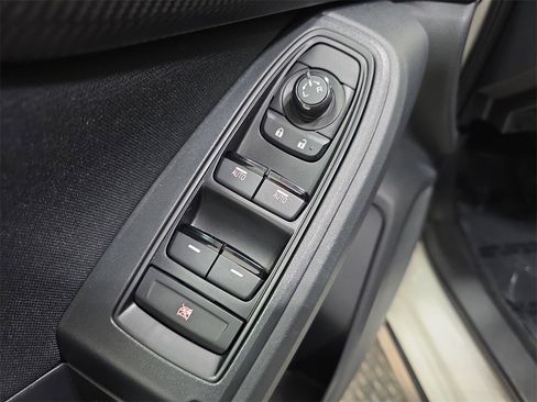 Used 2023 Subaru Crosstrek 2.0i image 27