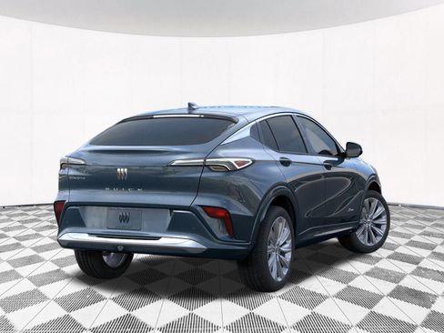New 2026 Buick Envista Avenir image 9