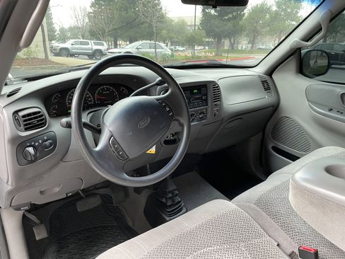 Used 2000 Ford F150 XL image 13