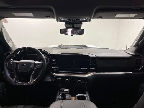 Used 2025 Chevrolet Silverado 1500 RST AWD/4WD image 19