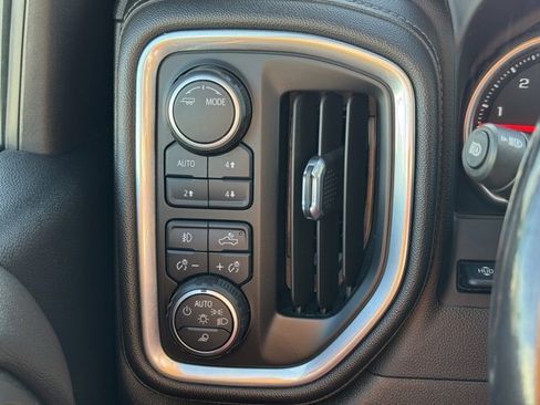 Used 2022 Chevrolet Silverado 3500 High Country w/ Technology Package image 30