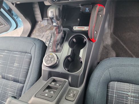 New 2025 Ford Bronco Heritage Edition image 28