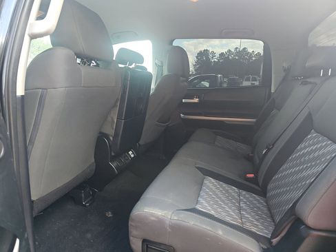 Used 2018 Toyota Tundra SR5 image 16