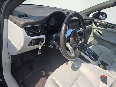 Used 2019 Porsche Macan S w/ Premium Package AWD/4WD image 22