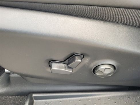 New 2026 Chrysler Pacifica Limited w/ S Appearance Package image 4