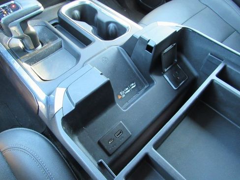 Used 2022 GMC Sierra 1500 SLT w/ SLT Premium Plus Package image 21