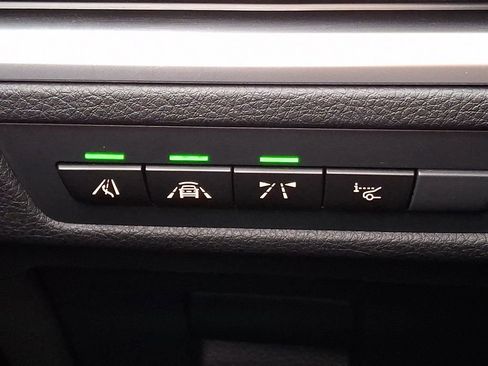 Used 2017 BMW 535i Gran Turismo xDrive image 23