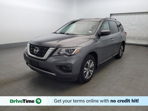 Used 2020 Nissan Pathfinder S image 1
